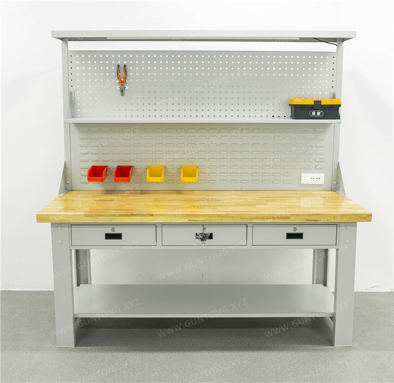 三抽双挂板榉木Workbench带层板