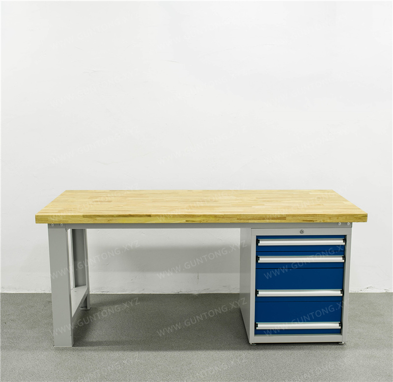 无挂板四抽榉木Workbench