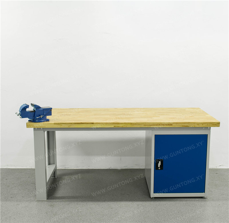 单门柜榉木Workbench带台虎钳