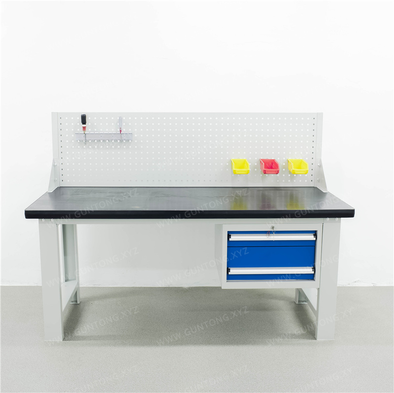 单挂板两抽铁板Workbench