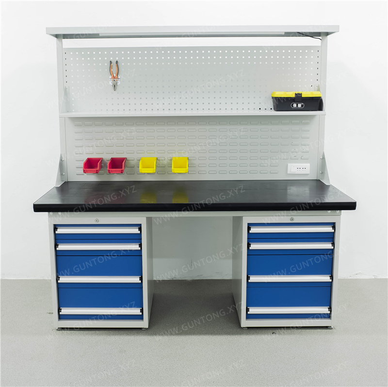 双挂板双四抽铁板Workbench